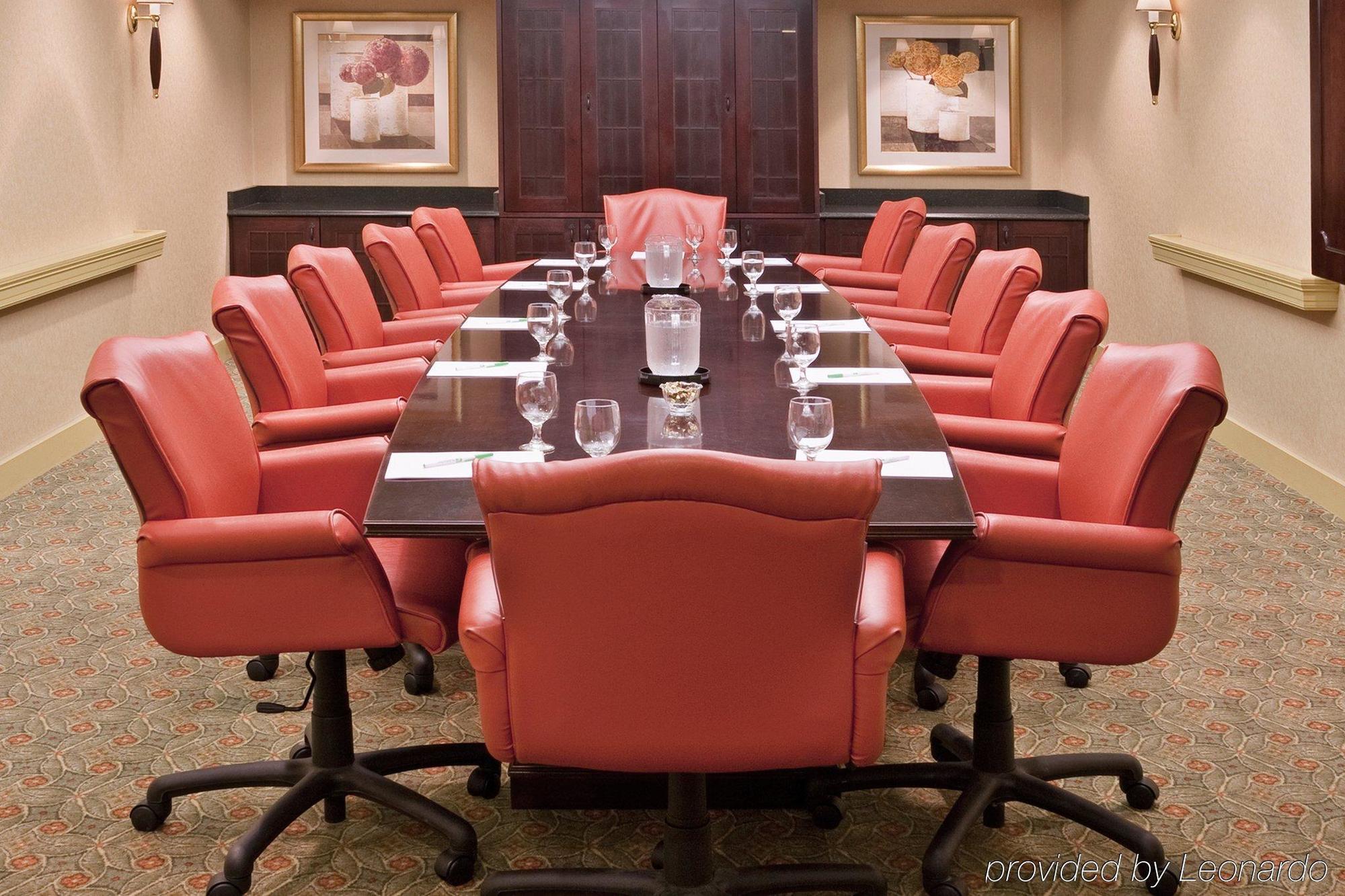 Hotel Ramada By Wyndham Uniontown Servizi foto